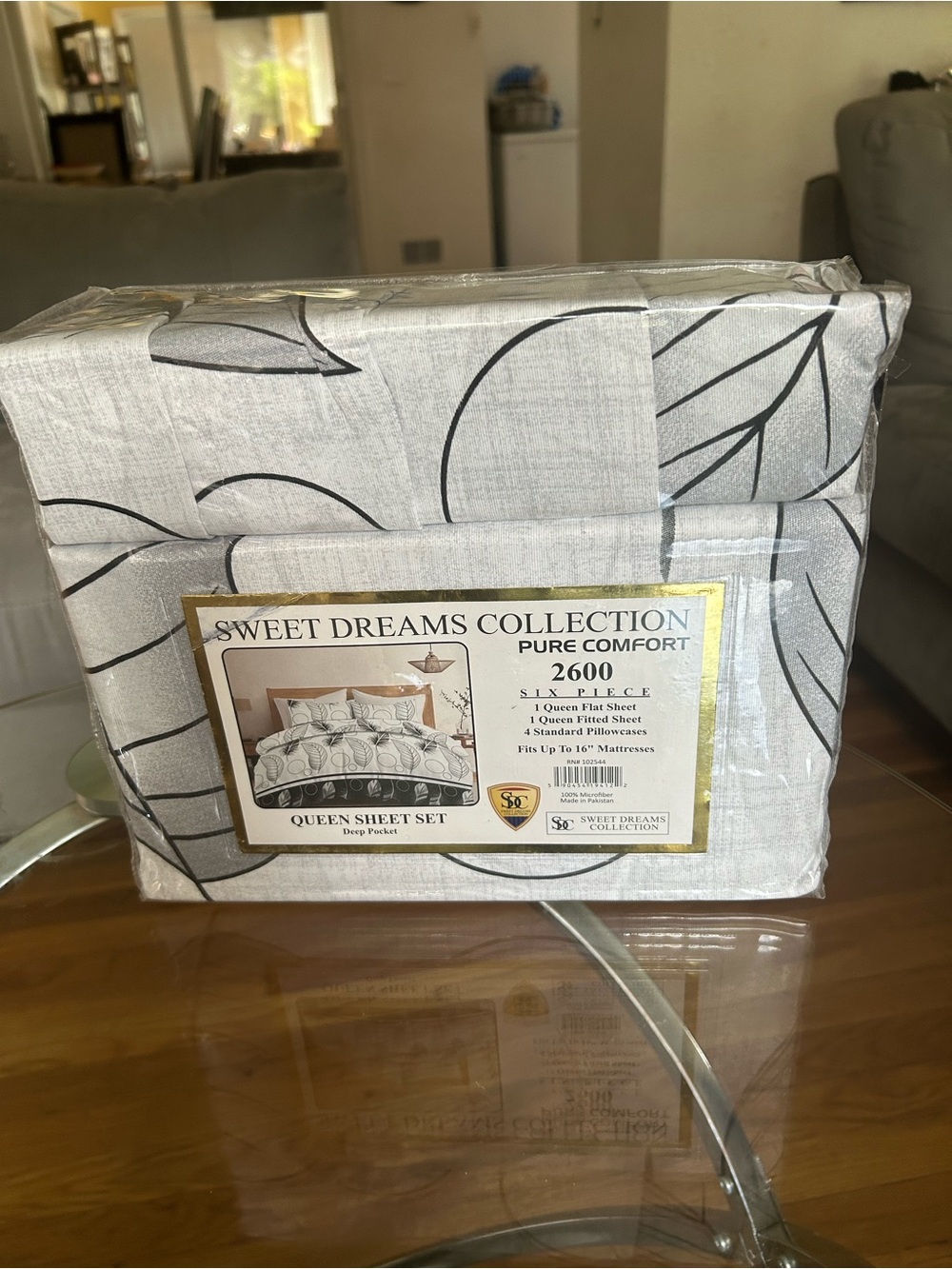 Sweet Dreams Queen Sheet Set in Light Gray with Leaf Motif